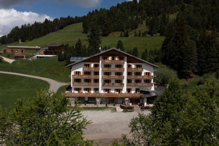 HOTEL PLOSE PARK HOTEL 